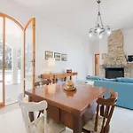 Casa vacanze Enchanting Coastal With Views *