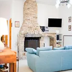 Enchanting Coastal With Views * Pesaro