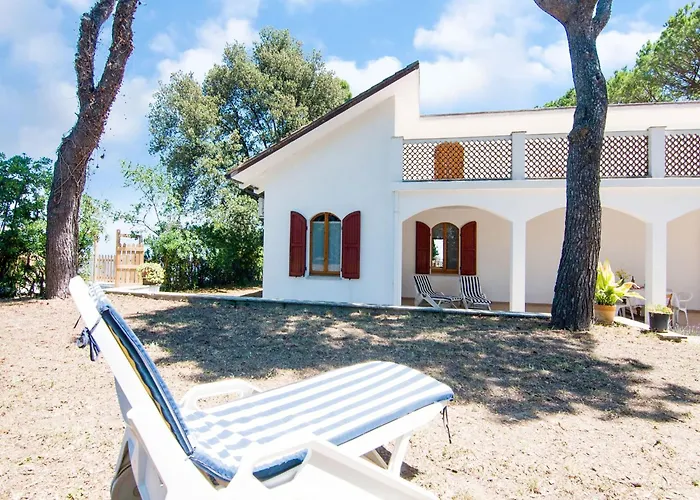 Enchanting Coastal With Views Pesaro