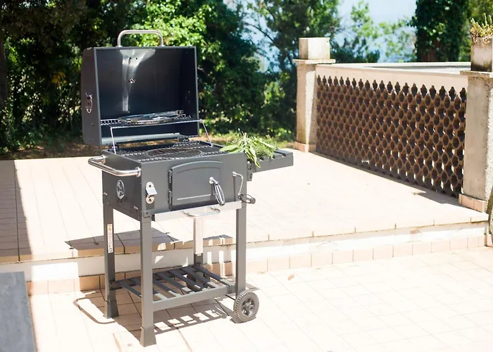 Enchanting Coastal With Views