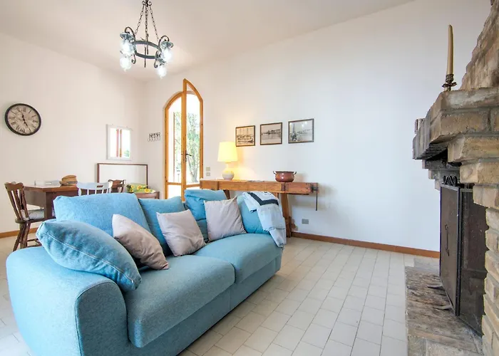 Enchanting Coastal With Views *